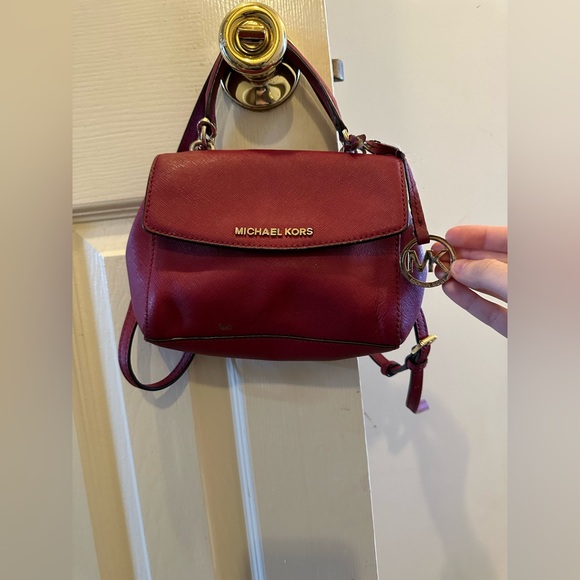 Michale kors mini purse - Picture 1 of 7